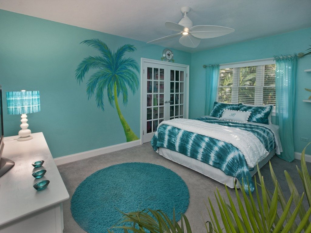 New Turquoise Bedroom Ideas for Large Space