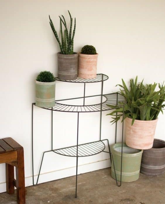 Diy Outdoor Plant Stand Ideas