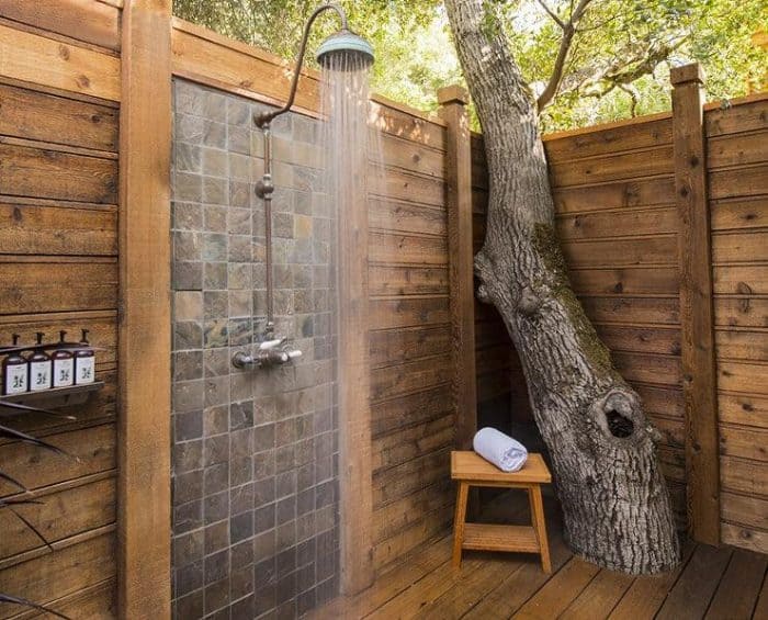 Doorless Shower Pros and Cons of Having One on Your Home