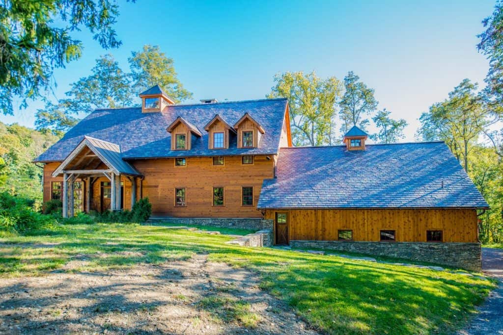 An old barn is non exactly the photograph of a comfy every bit good every bit extravagant household unit of measurement members ho Barn Conversions