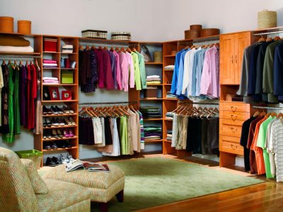 Closet Style: The Difference Between Walk-in, Reach-in & Armoires