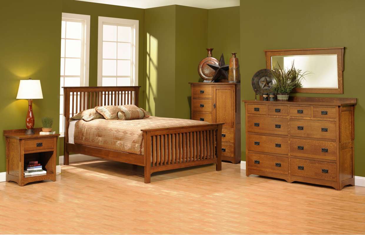 Craftsman Style Bedroom E1541591396570