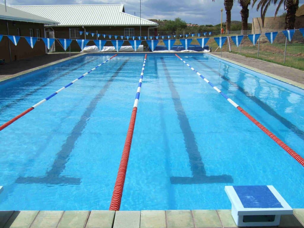 luxury swimming pools uk