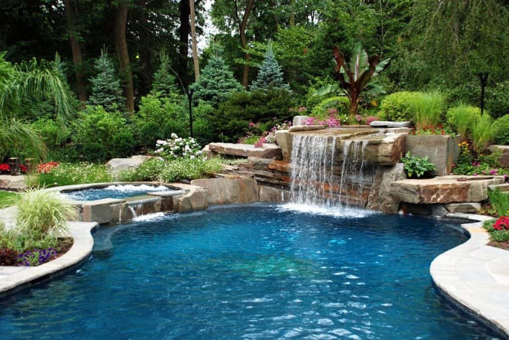 Luxury Swimming Pools London