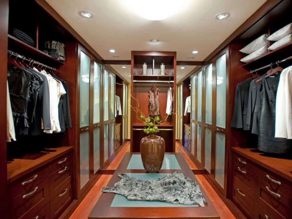 Luxury Walk In Closet Ideas