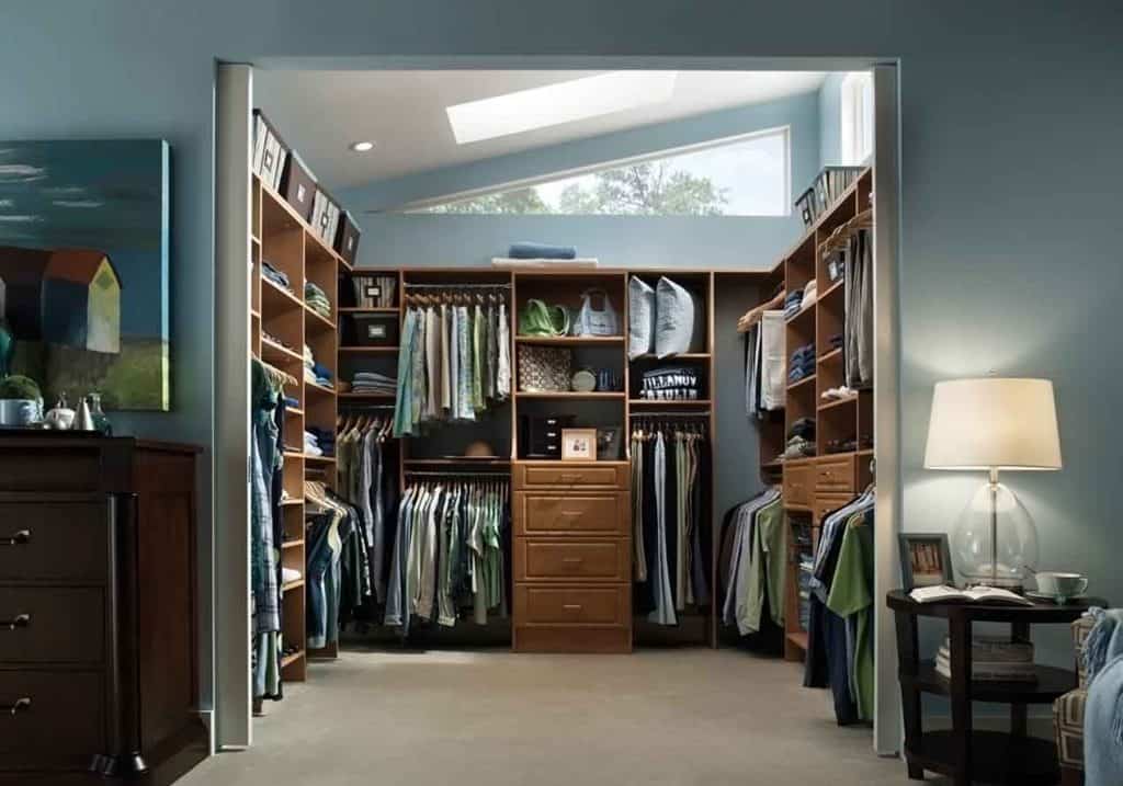 Luxury Walk In Closet Designs