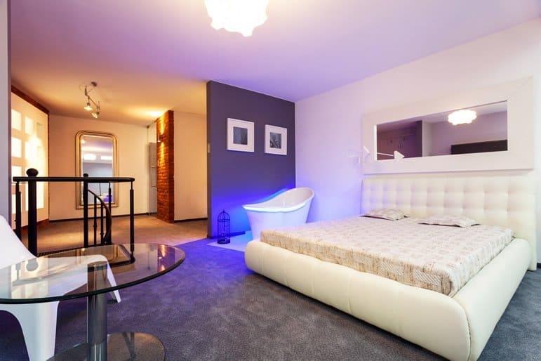 25 Attractive Purple Bedroom Design Ideas To Copy - Purple And Gold Bedroom Decorating Ideas