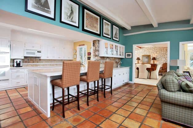 Beautiful Spanish Style Kitchens