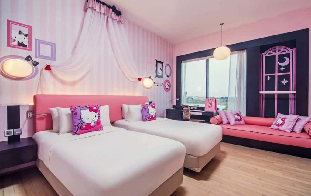 Hello Kitty Bedroom Set Full