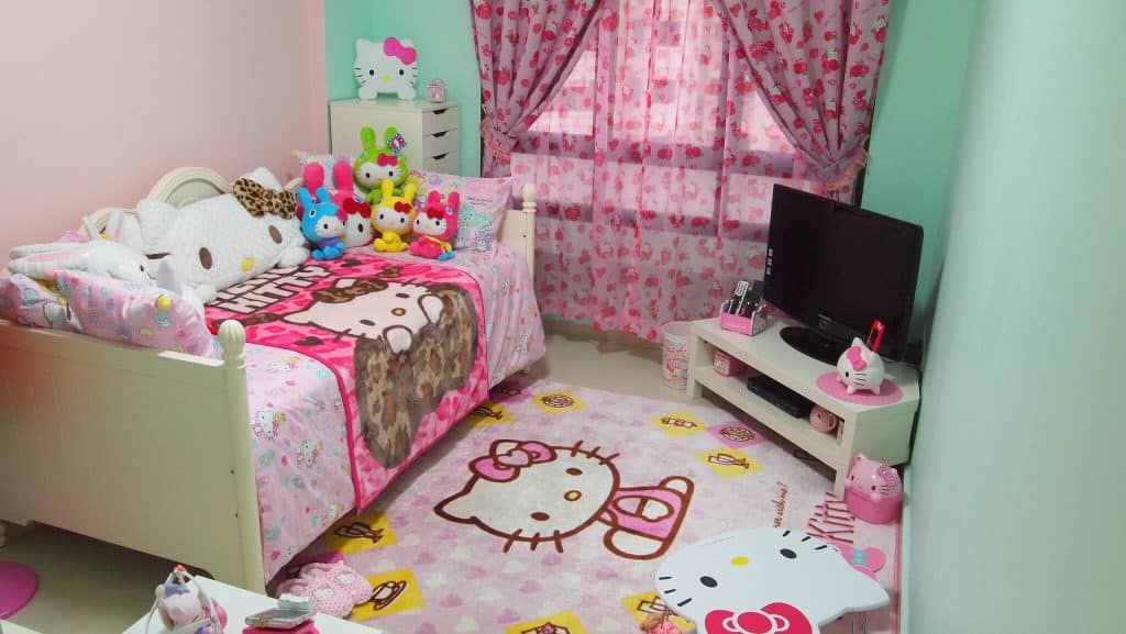 25 Adorable Hello Kitty Bedroom Decoration Ideas for Girls 