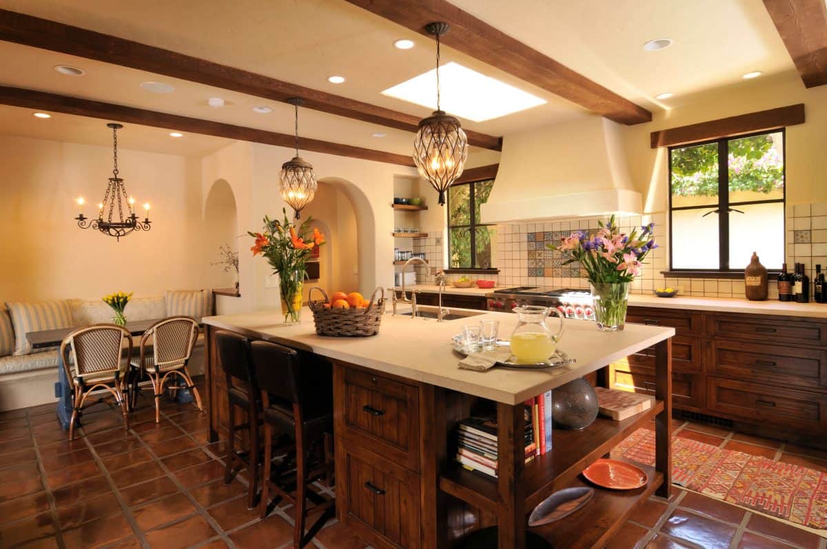 31 Modern and Traditional Spanish Style Kitchen Designs
