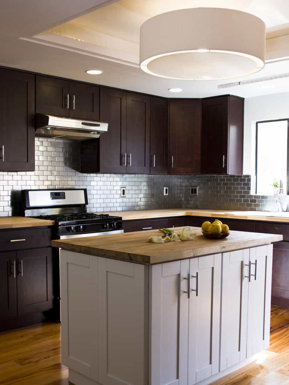 Kitchen Backsplash Ideas From Stainless Steel