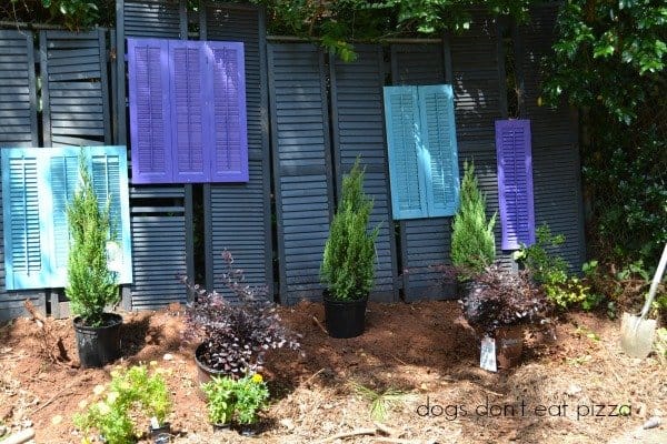 Diy Outdoor Privacy Screen From Old Windows