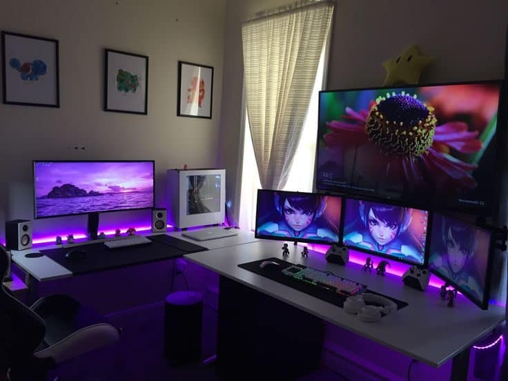 Featured image of post Small Space Gaming Room / Check out some awesome gaming room setup ideas and our tips for creating the a gaming room helps you get the most out of your experience.