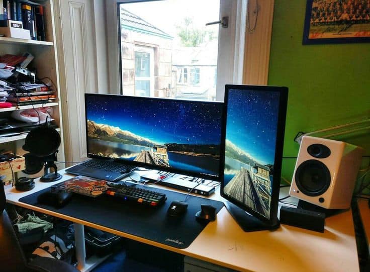 working room and gaming room