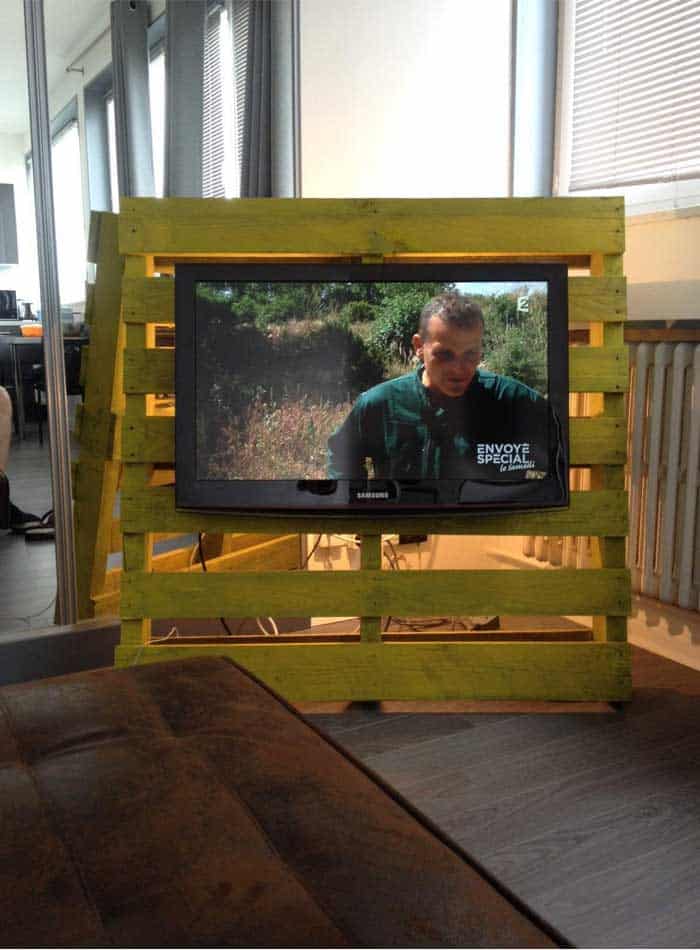 Diy Rustic Tv Stand