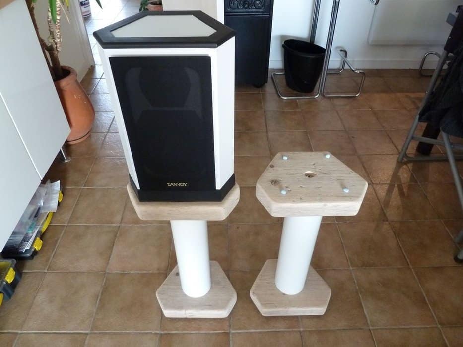 Bookshelf Speaker Stands