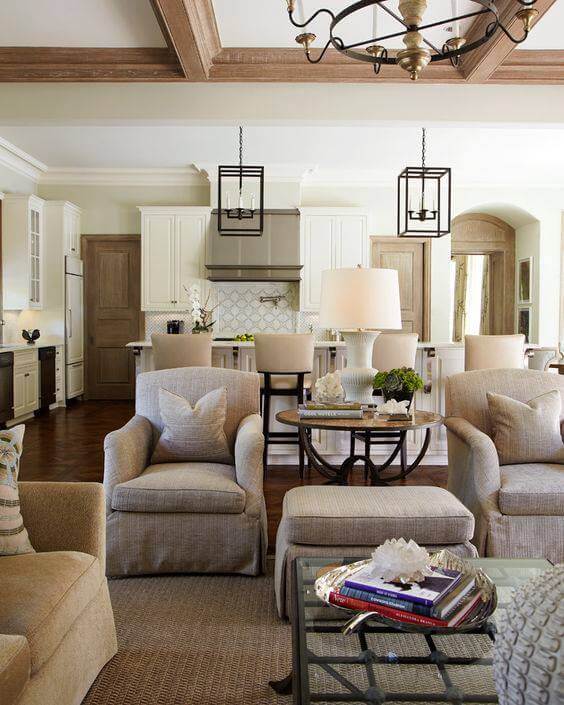 A farmhouse decor shows how simplicity brings warmth too placidity to the room Farmhouse Living Room