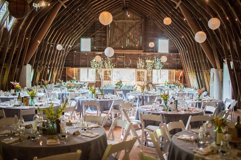 Rustic Wedding Decoration Ideas 11