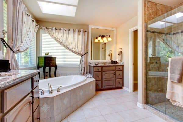 31 Gorgeous Master Bathroom Ideas, Designs, and Photos