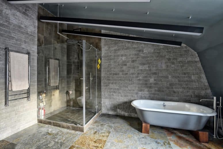 Master Bathroom Interior Design And Decor Ideas 30