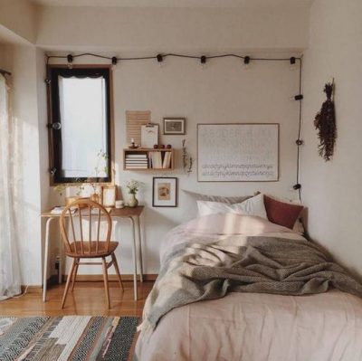 30+ Small Bedroom Design & Ideas for Small Spaces