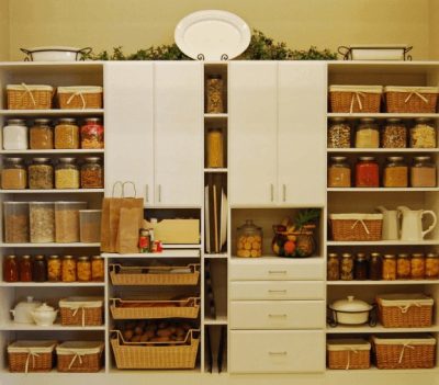 29 Kitchen Pantry Ideas to Organize Your Foods & Beverages