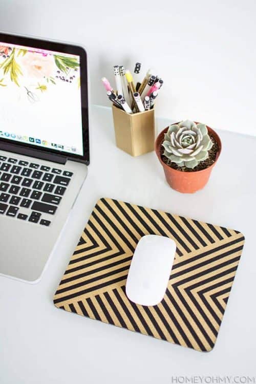 31 Easy DIY Mousepad Ideas That You Can Make Right Away