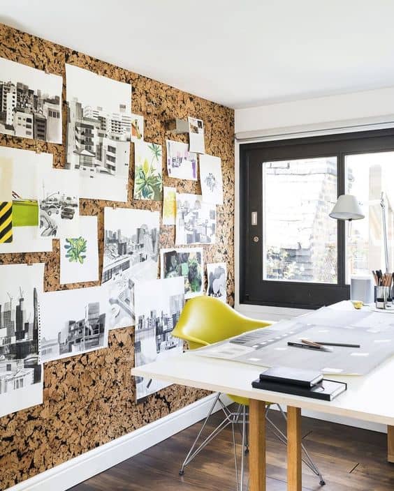 Stay Organized Thanks To A Cork Wall