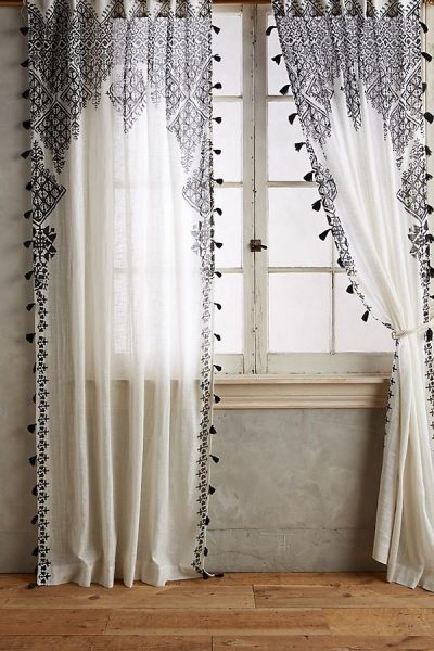 What Curtains Go With Grey Walls - 17 Ideas