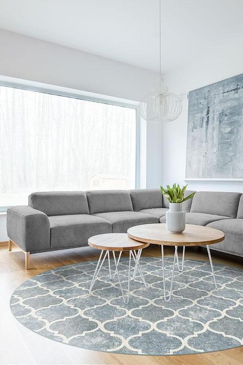 A Rug Under Sectional Sofa, Can You Put A Square Coffee Table On Round Rug