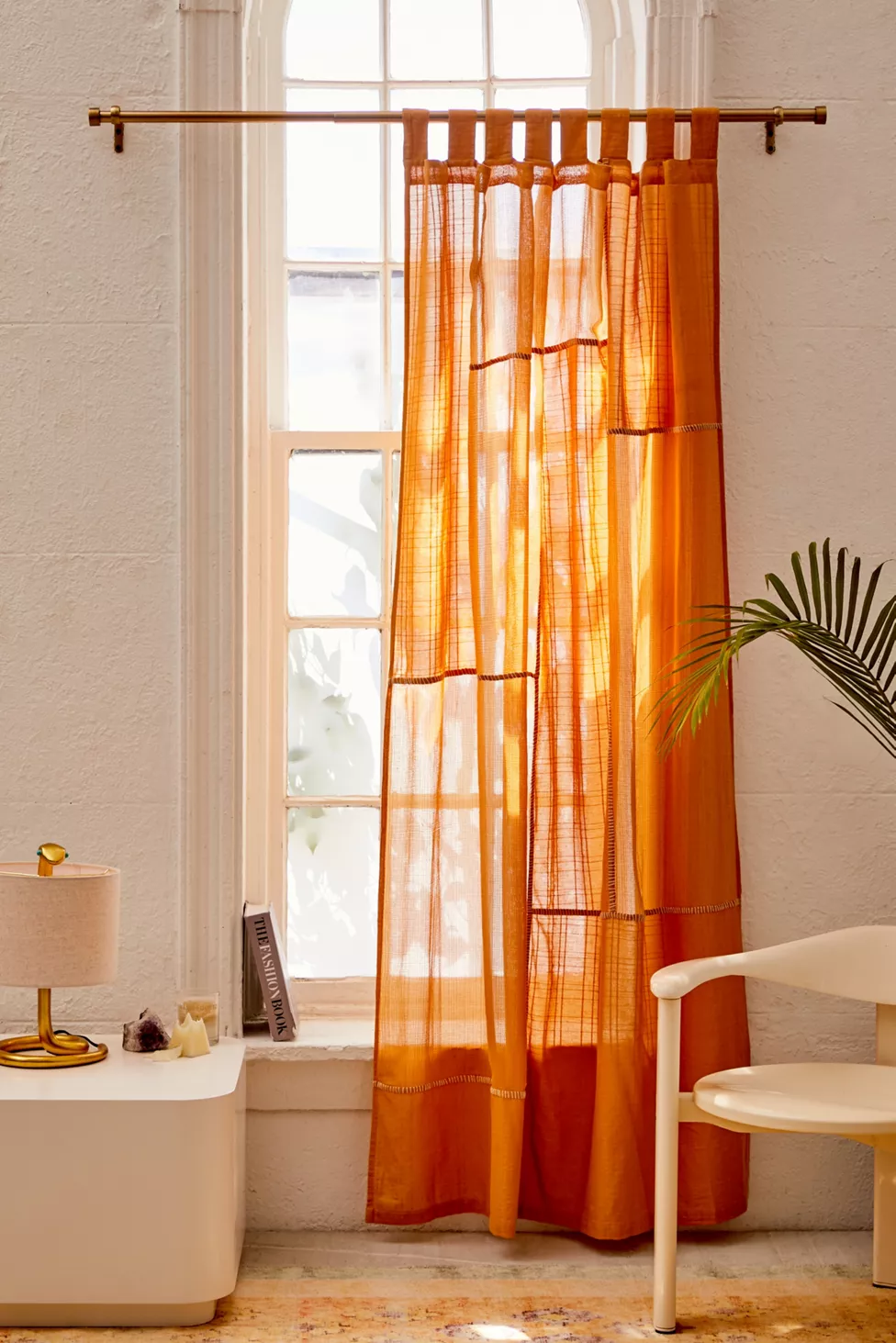 Decorate With A Colourful Gauze Curtain