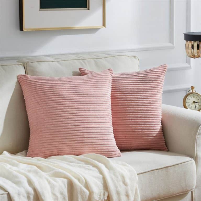 What Color Pillows For a Beige Couch 20 Ideas