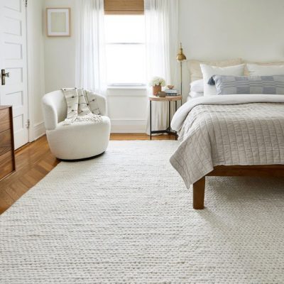 What is the Best Size Rug for Under a Queen Bed - 10 Ideas
