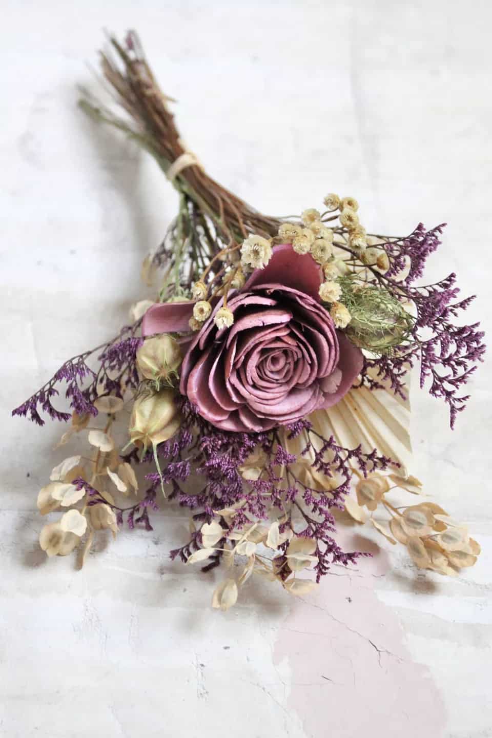 Use Dried Flowers for Low-maintenance Elegance