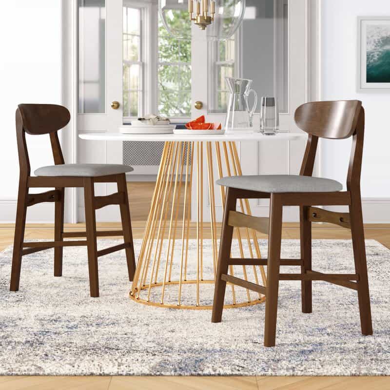 Solid Wood Dining Chairs Will Help You Achieve a Homey Tone