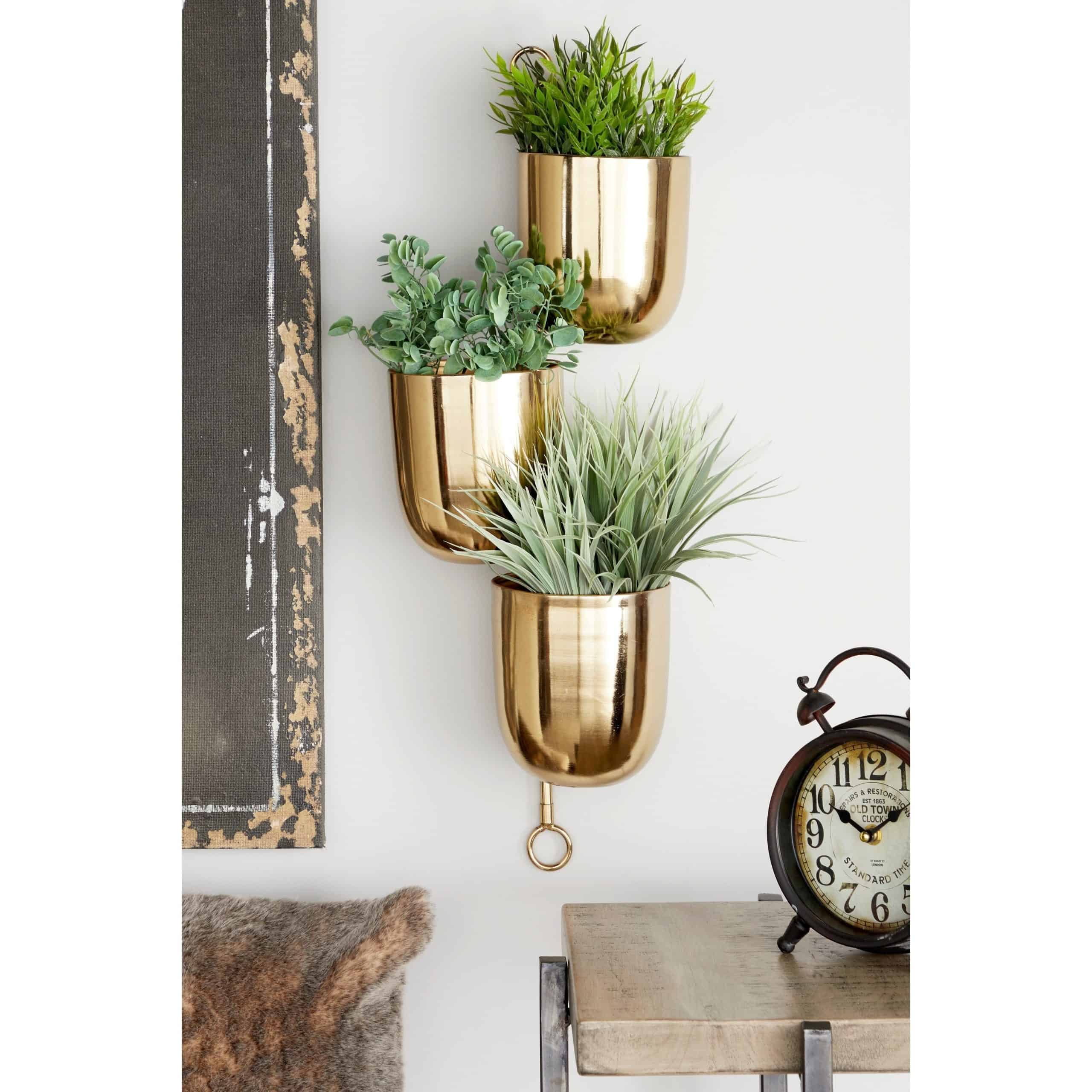 These Metallic Pot Planters Are A Great Contemporary Decor Piece