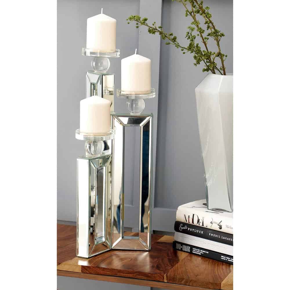 Go For A Simple Touch With Some Glam Candle Holders