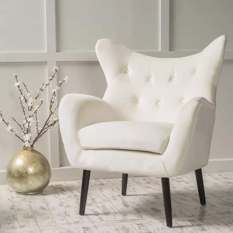 Make Your Room Feel Royal With a Velvet Armchair