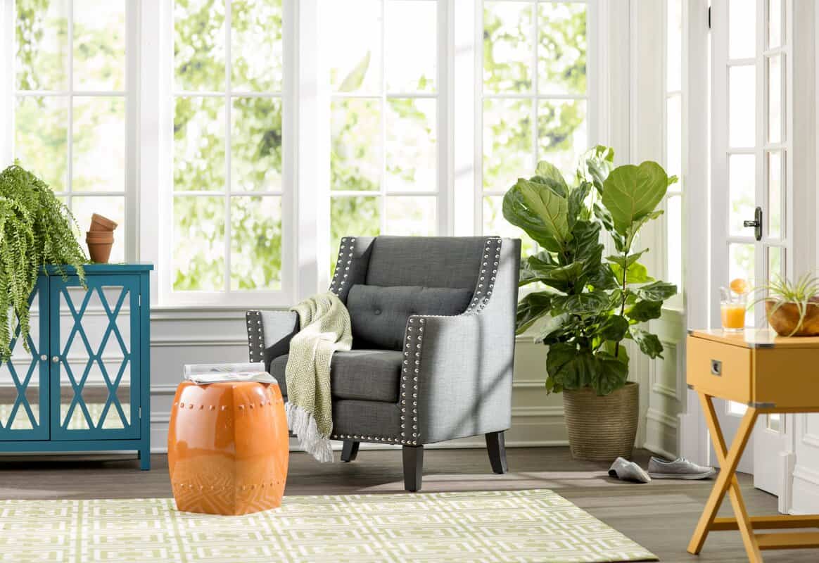 Your Living Room Corners Don't Have To Be Empty