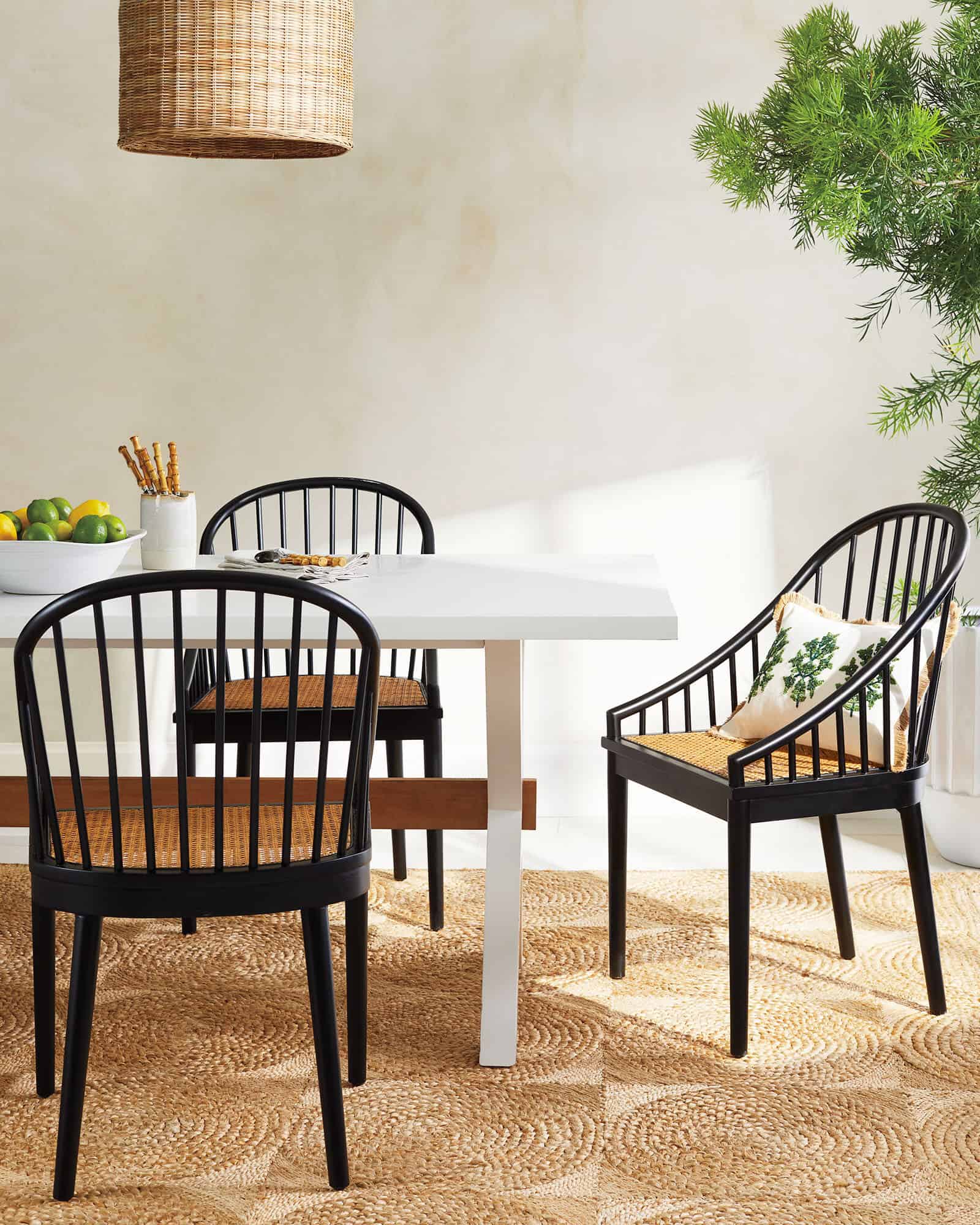 Windsor Chairs Are An Elegant Choice