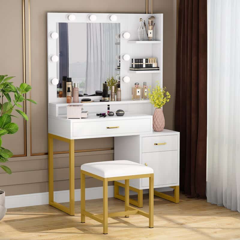 A White And Gold Vanity Looks And Feels Rich