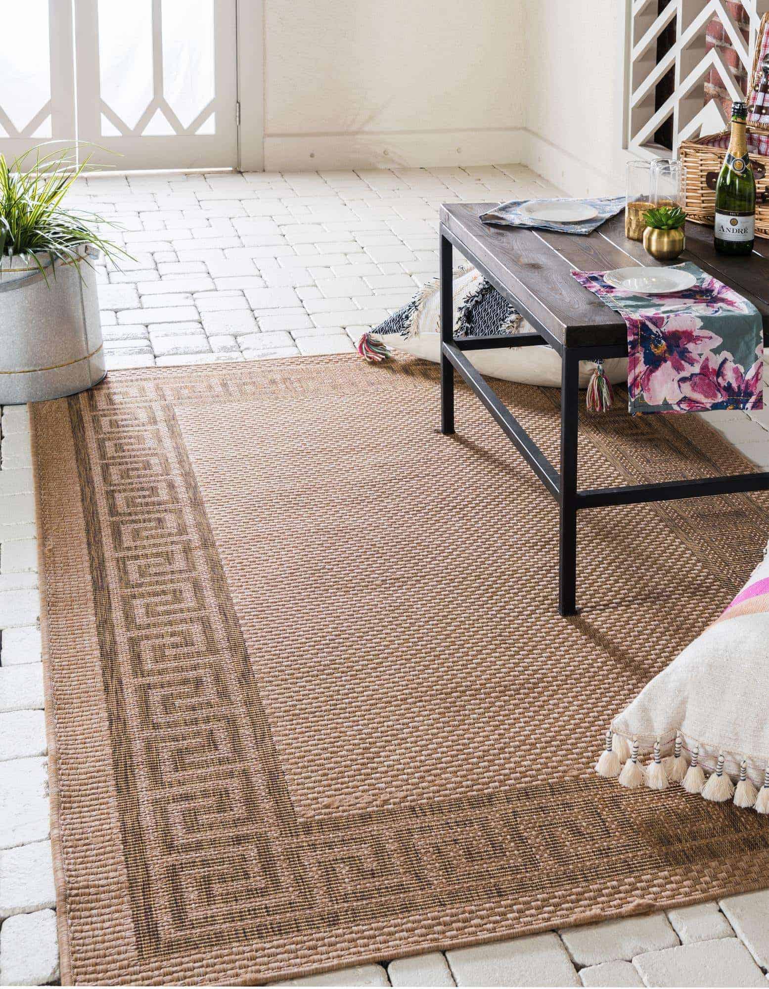 Outdoor Border Rug