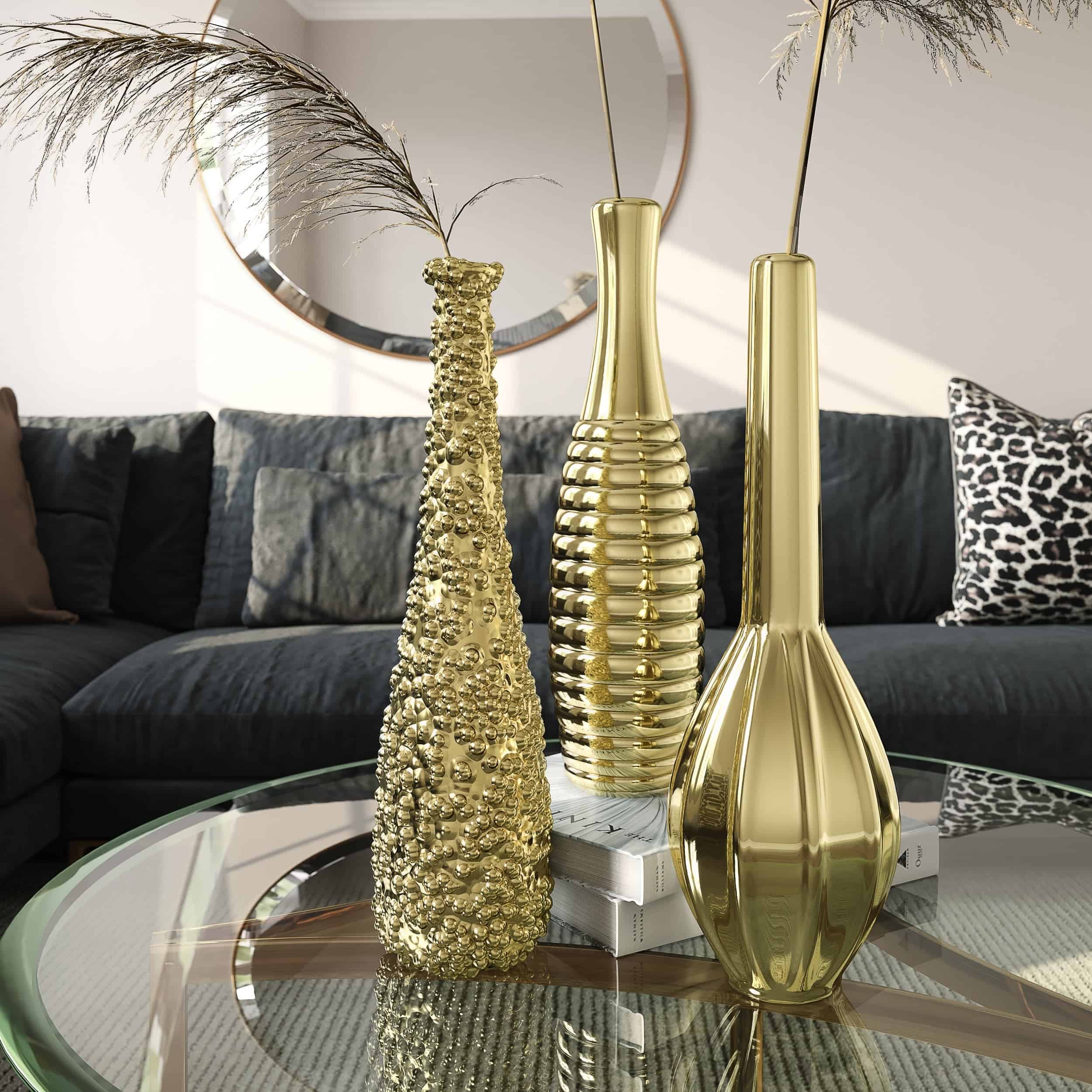 These Opulent Gold Vases Will Take Your Breath Away