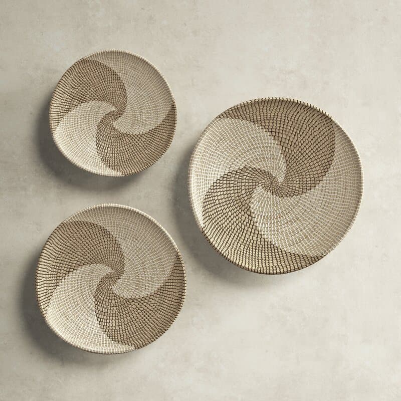 Add A Coastal Touch To Your Beige Room With This Wall Piece