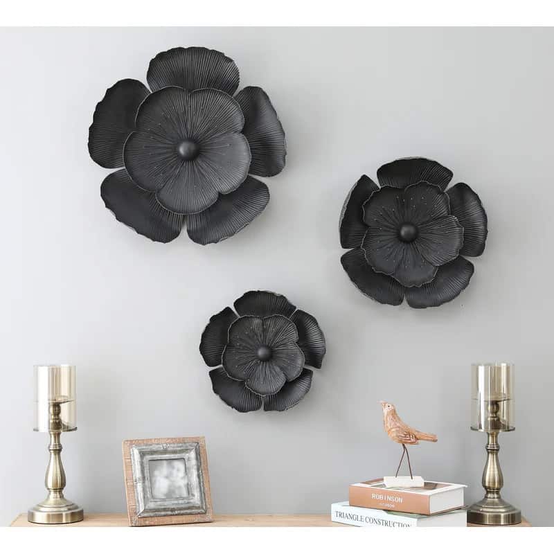 Go For Boho Chic With Some Artsy Floral Wall Decor