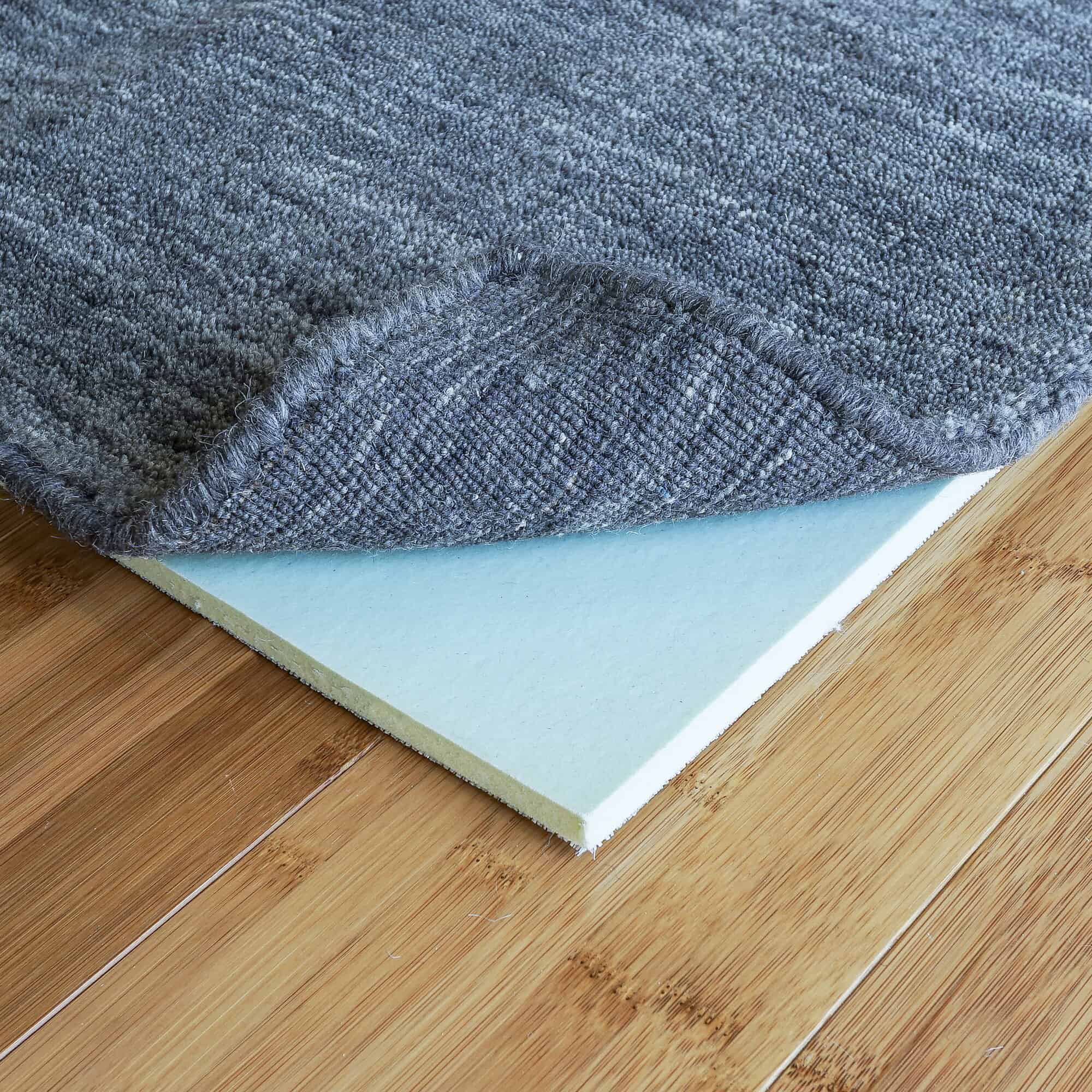 Which Rugs and Mats Won't Stain Vinyl Plank Flooring? » The Money Pit