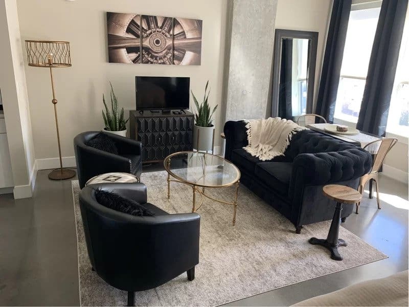 Black And White Work So Well In Glam Living Rooms